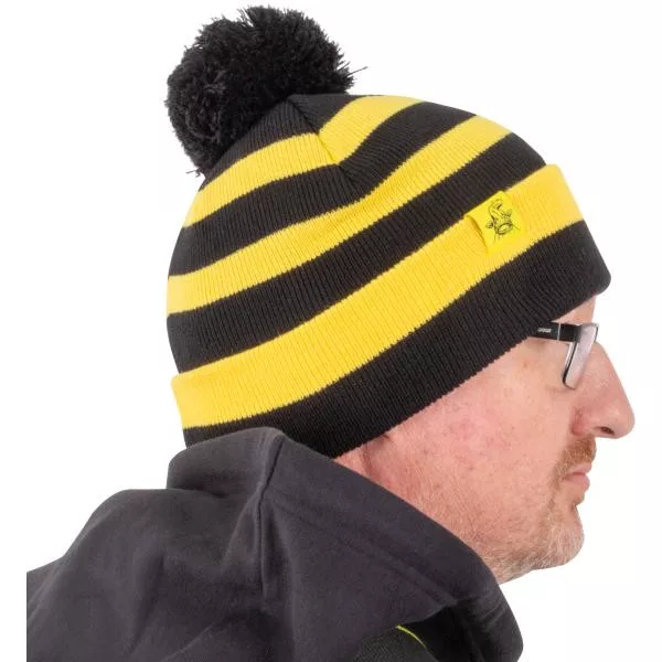 Black Cat Bobble Hat Bonnet Tricoté