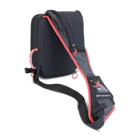   Iron Claw SF Swing L Vállra Akasztható Pergető Táska 30x24x10cm 2db Dobozzal