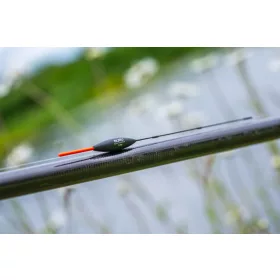 Guru Slim Maggot 0,35gr Flotteur de Compétition