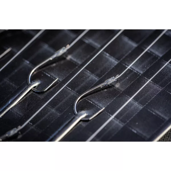 Guru Match Special Rig 14 Hameçon monté monofil barbelé avec palette 8pcs