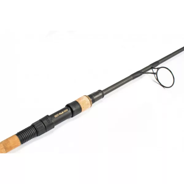 Nash Scope Cork 2,70m 2,25lb Canne à Carpe Bojlis 2 Pièces