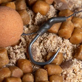   Nash Solid Bag Rig 8 Hameçon monté barbelé à œillet 3 pièces